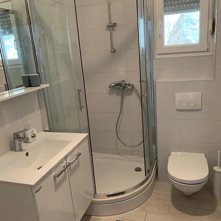 Apartment La Drage